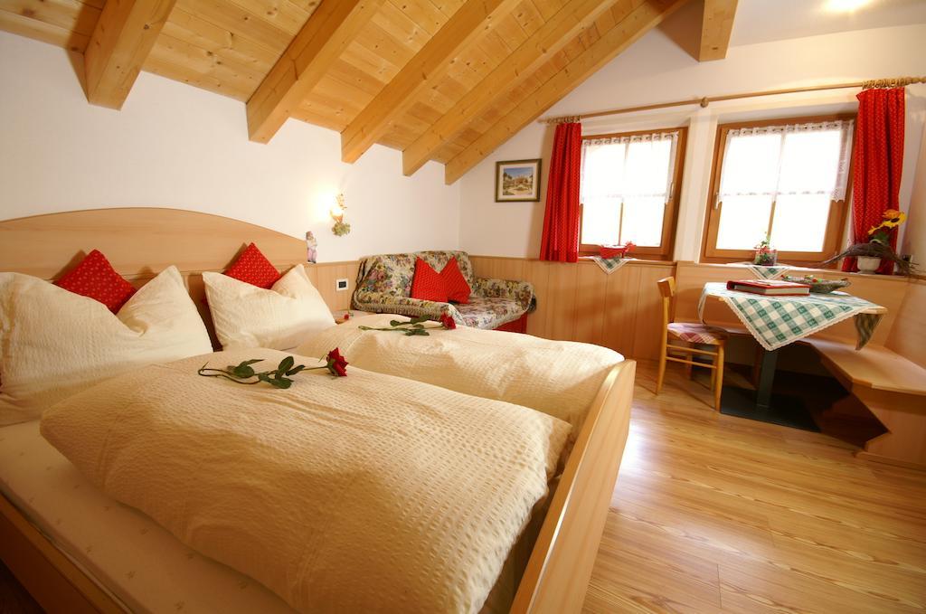 Agriturismo La Flu San Martino in Badia Pokoj fotografie